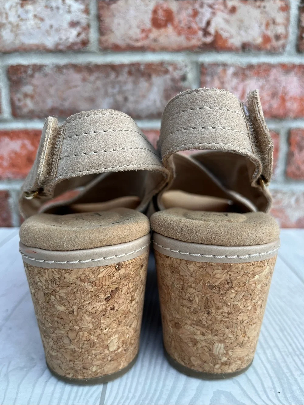 Clarks Giselle Cove Platform Wedge Sandals Sand Taupe Size 7.5 M